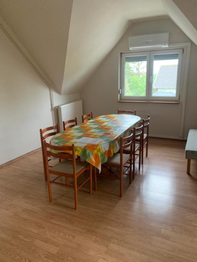 Gabor Aron Apartment Hajduszoboszlo Bagian luar foto